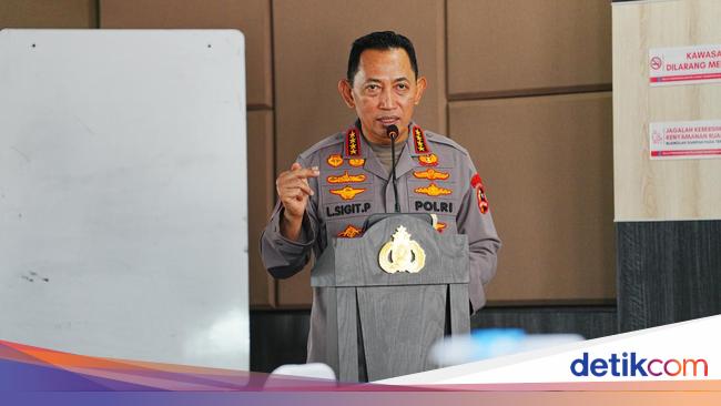 kapolri-cek-karhutla-kalbar-1754636593803_169